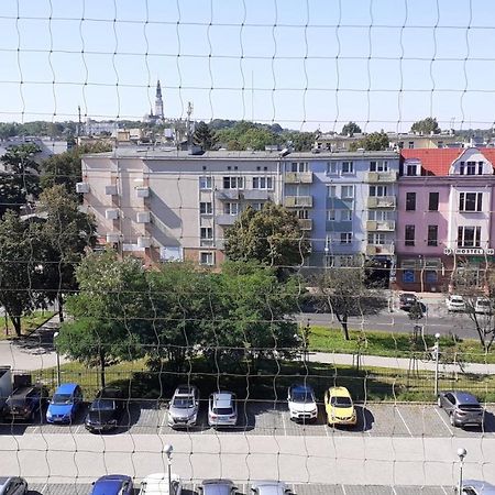 Apartament M-3 Centrum - 38M2 Czestochowa Exterior photo